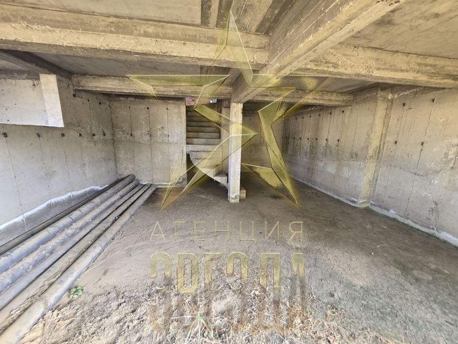 Продава се Къща в с. Йоаким Груево, Област Пловдив - 800 кв.м за 450 €/кв.м - Снимка #10