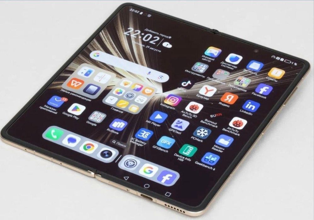 Honor magic V6 раскладушка срочно продаю