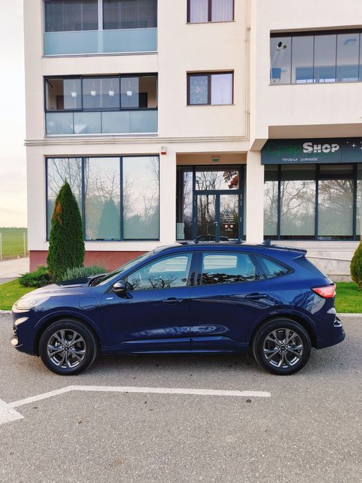 Ford Kuga 2.5 Duratec PHEV ST-LINE Hibrid plugin 

Utilizat 41352 km 2488 cm3 Hibrid

Plug-In