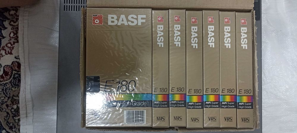 Видеокассеты VHS