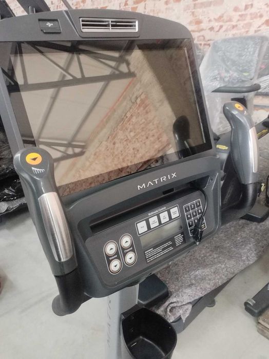 Matrix H7x Hybrid Bike - Touch