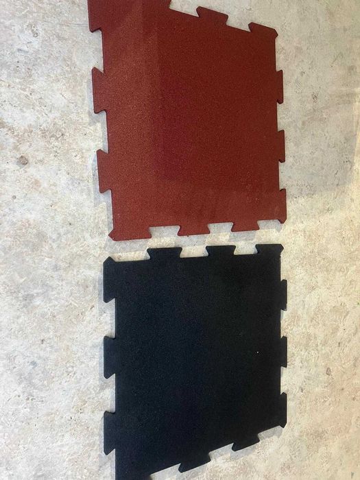 STOC !!! Dale Cauciucate  in forma de Puzzle patrat