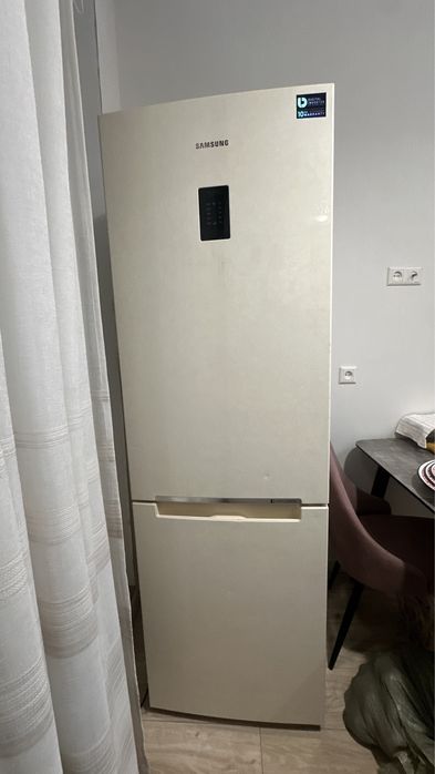 Холодильник не рабочий