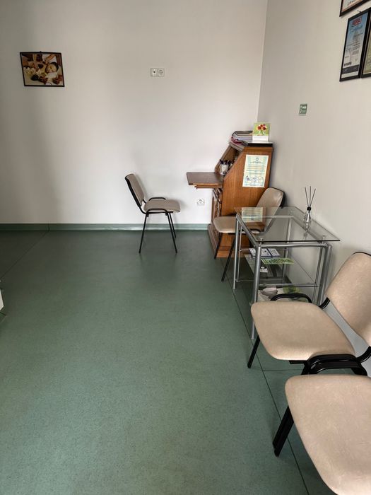 Inchiriez spatiu comercial/ cabinet kinetoterapie