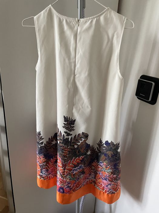 Rochie alba cu print floral