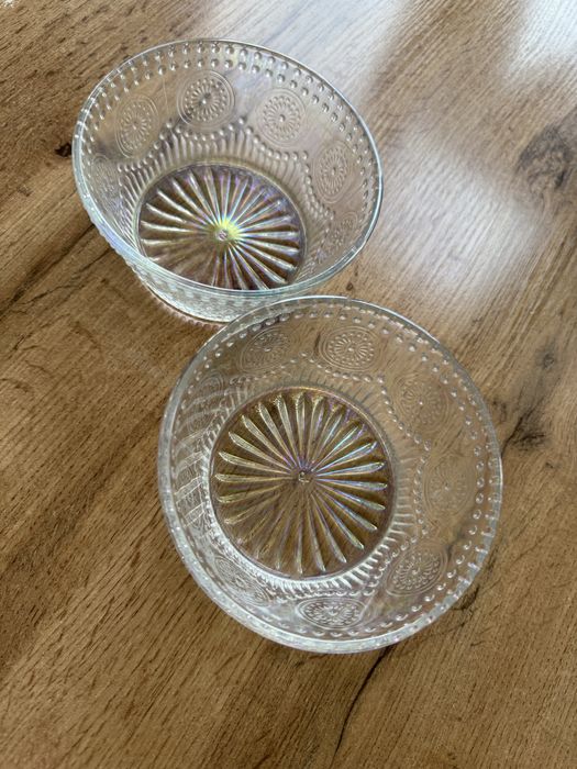 Пррдаются вазы талерки для фруктов и мини свлатов