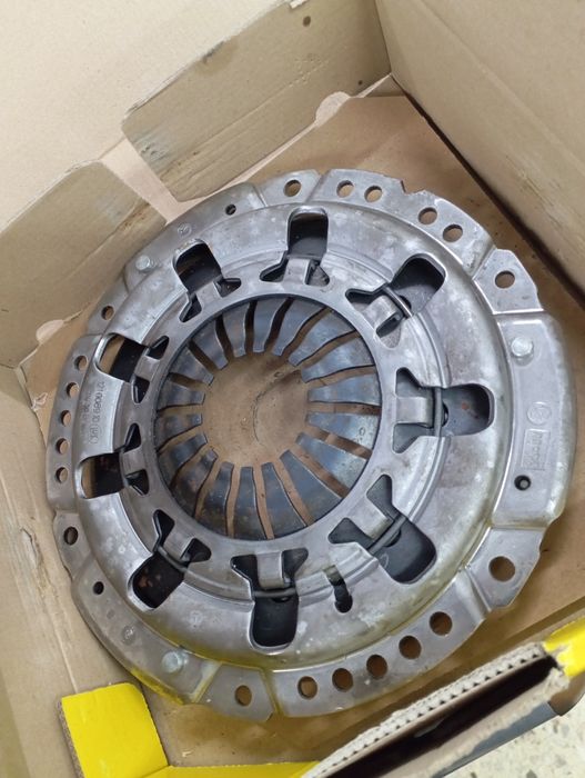 Продам сцепление Опель.