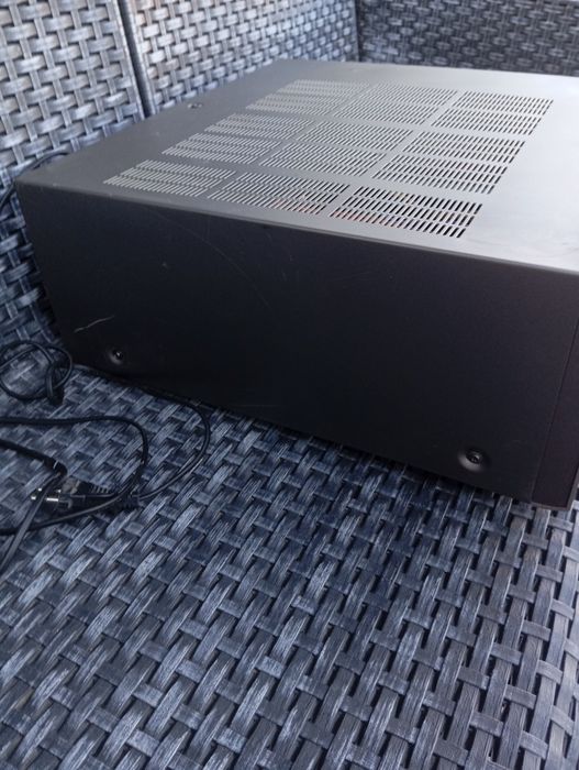 Yamaha DSP-A1 усилвател