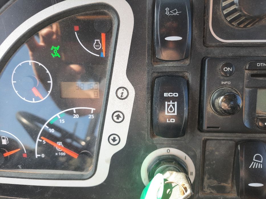 Buldoexcavator jcb 4cx de vanzare!