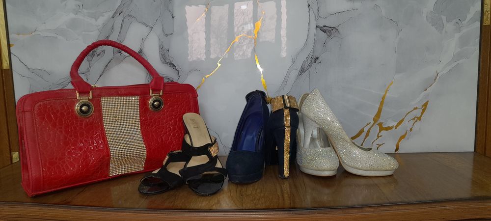 Ajoyib to'plam sizlar uchun.Yana narxini kelishamiz.