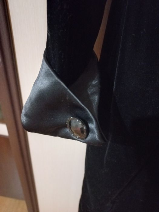 Продам женское вечернее платье