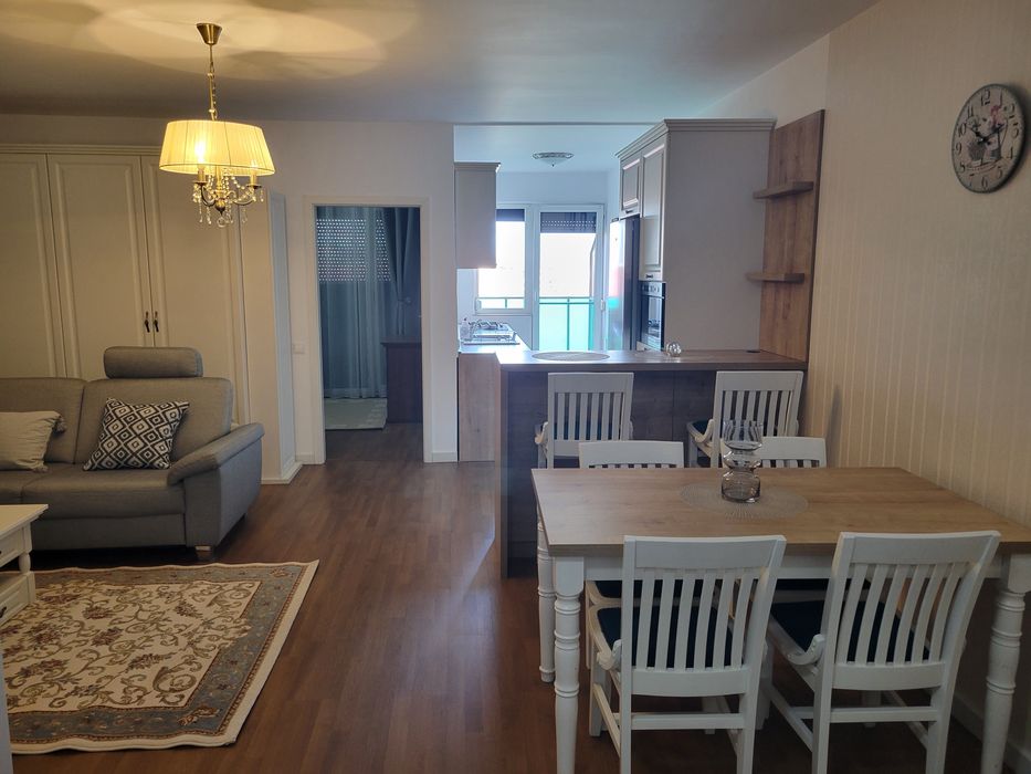 Inchieriez ap 2 camere Nufarul Plazza