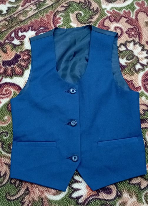 Школьная форма в отличном состоянии