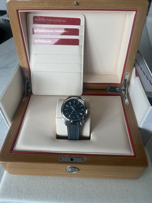 Часовник Omega AQUA TERRA 150M