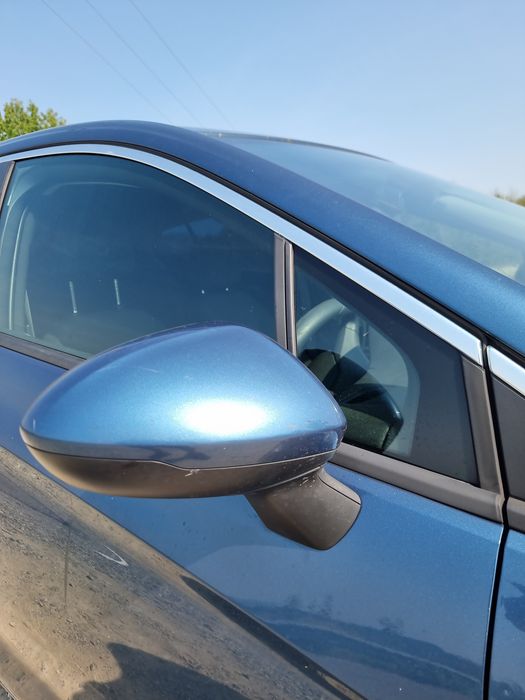 Dezmembrez  opel astra k