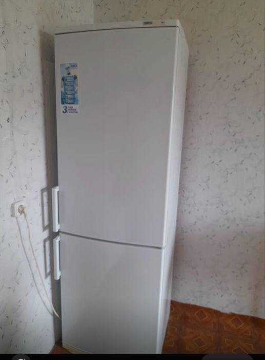 Продам холодильник