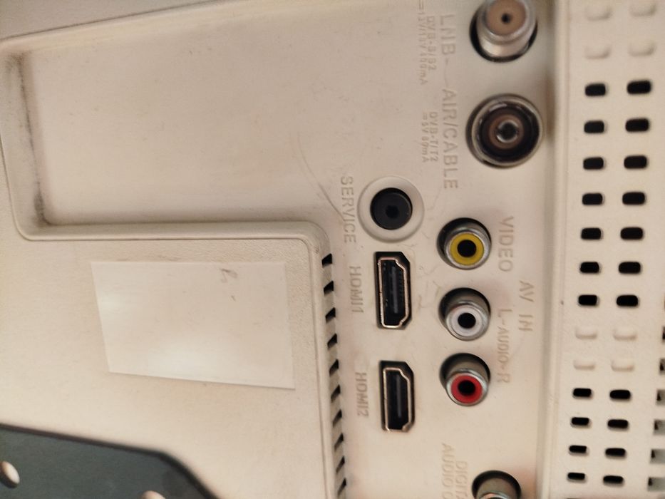 Продается телевизор.