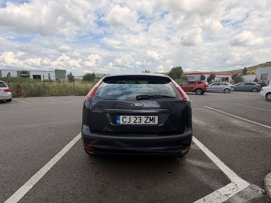 Vand Ford Focus 2, 1.6 benzina