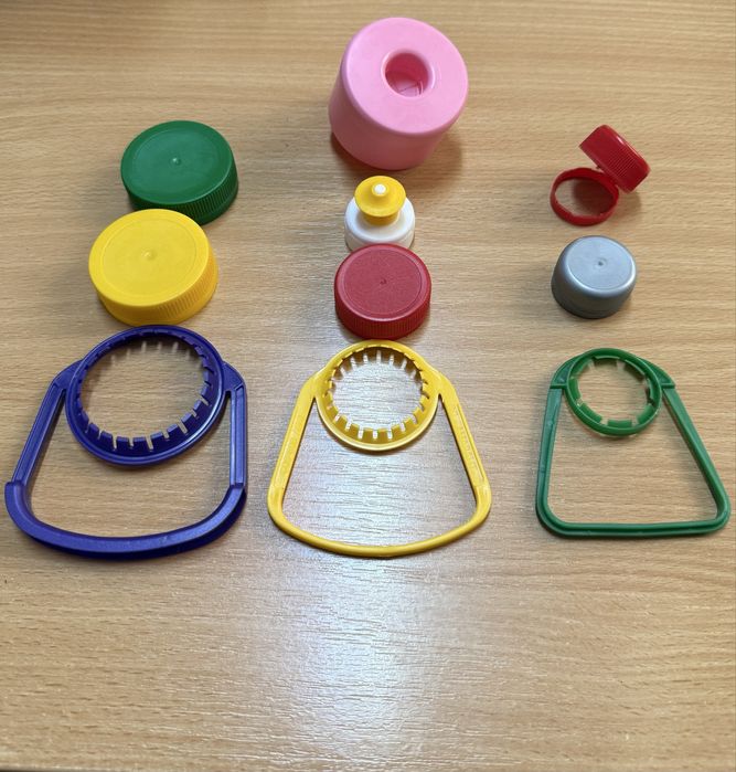 Пластмасови капачки за PET бутилки