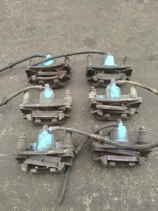 Диск тормозной суппорт задний Тойота Камри 10-20 Объем 2.2