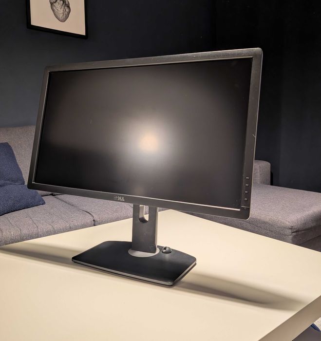 Монитор Dell UltraSharp U2713HM