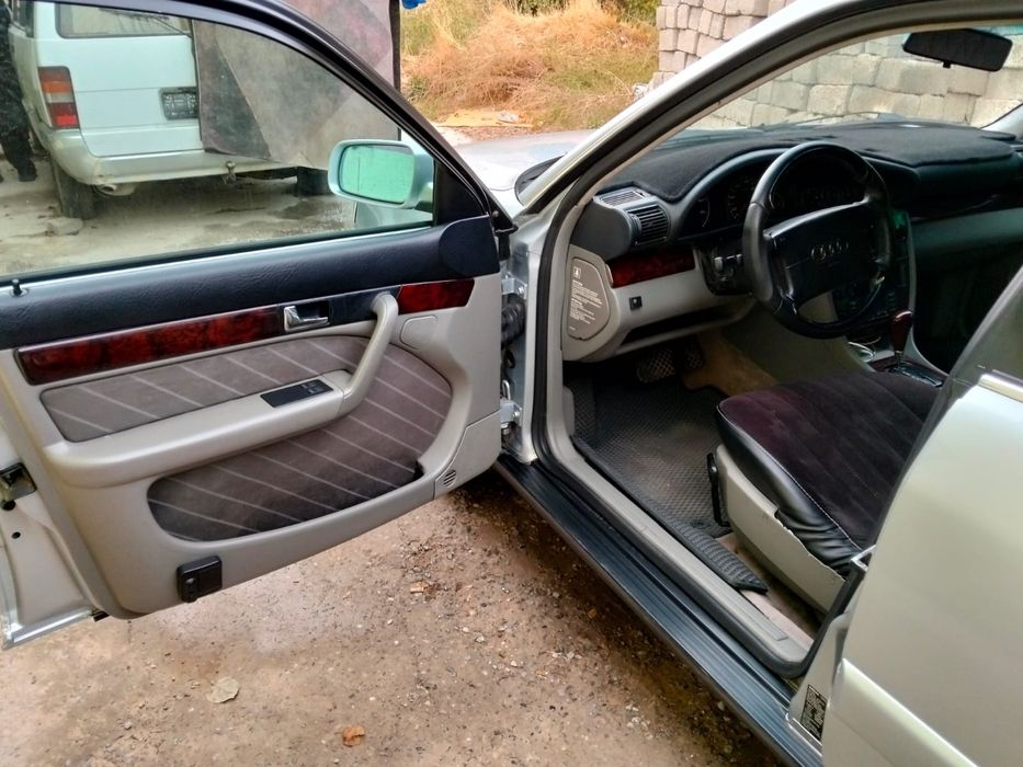 Ауди а6 с4 2.6 газ бензин