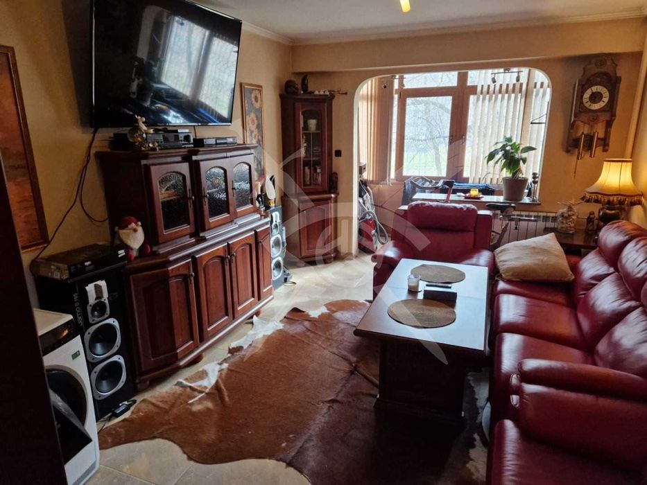 Многостаен апартамент в жк. Илинден № 98149