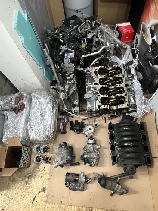 Двигател за audi A8 D4 4,2 FSI НА ЧАСТИ
