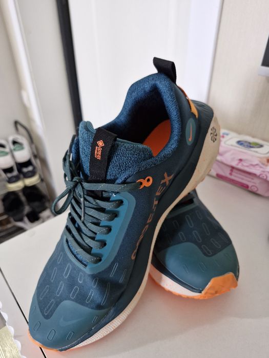 Кроссовки мужские