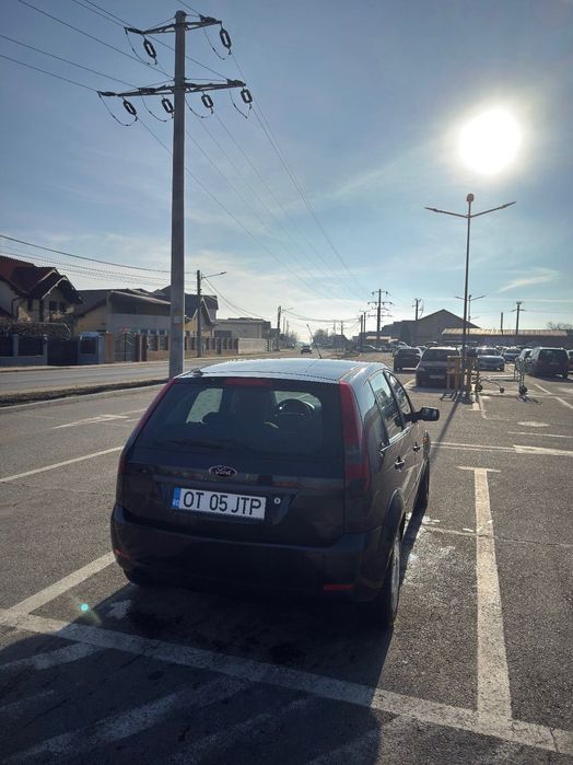 Ford fiesta 2005 1.2 benzina 70cp