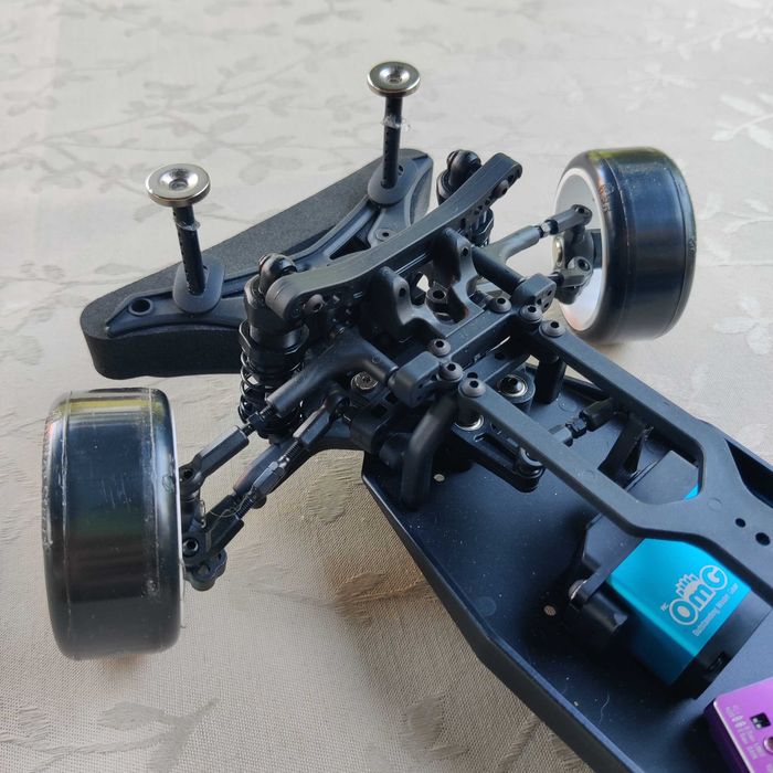 Mașină RC Drift 1:10 – Yokomo RD 2.0 RWD – Nouă, Asamblată Profesional