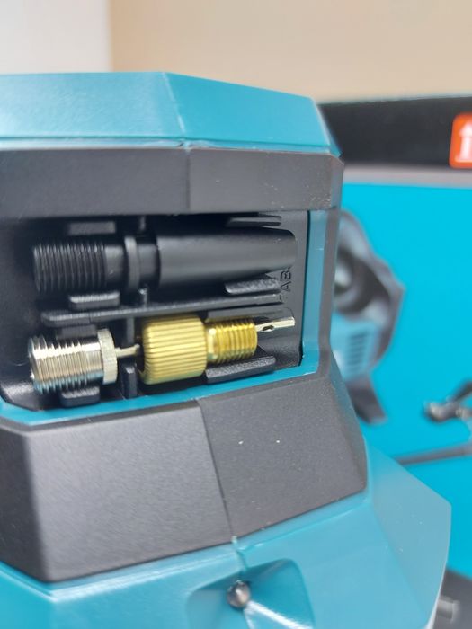 ПРОМОЦИЯ.Акумулаторен компресор Makita  DMP181