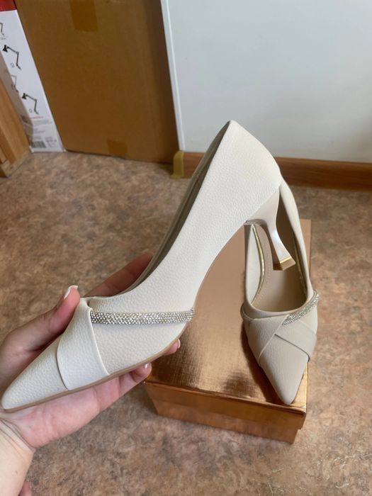 Женские туфли