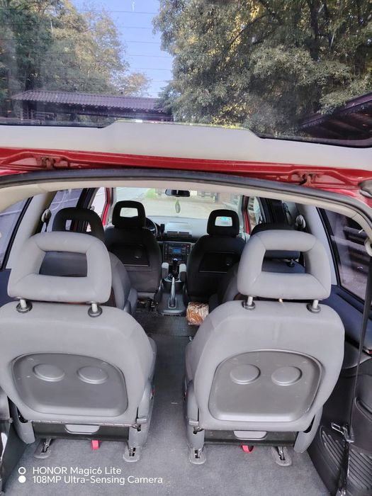 Volkswagen Sharan De vanzare sharan 1,9 TDI ,7 locuri ,an fabricatie 2008