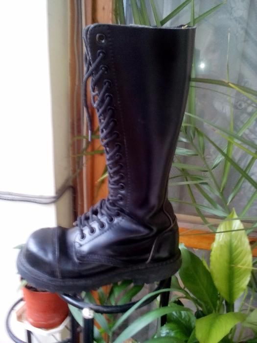 Ботуши с платформа, телешси бокс №37