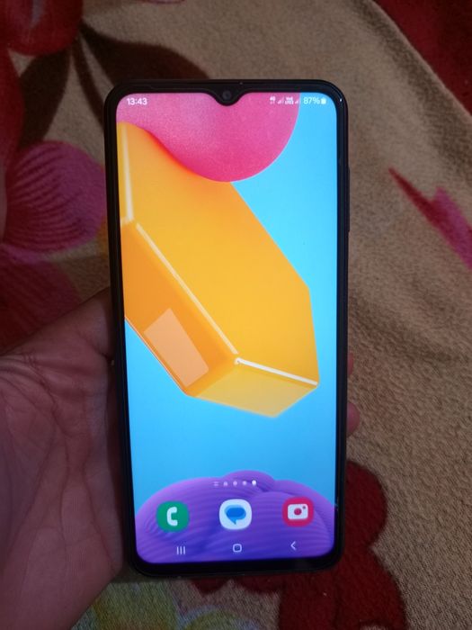 Samsung M13 4g ideal