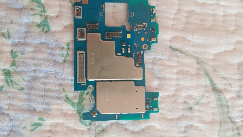 Componente de a04s Atentie! Totul functional