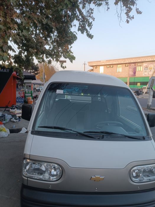 Damas van sronchna sotiladi olasiz mazza qilib haydaysiz