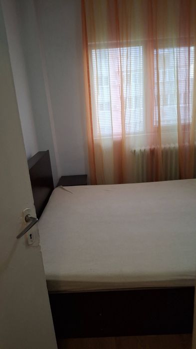 Inchiriez 2 cam  militari