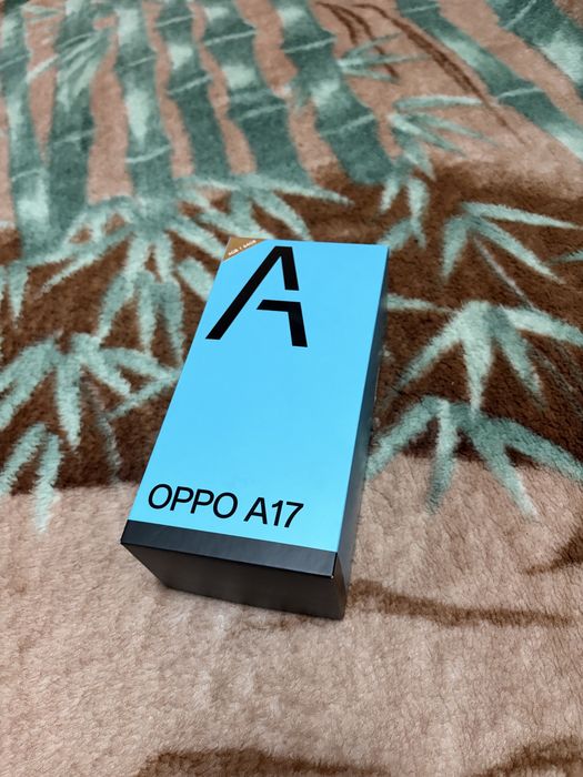 Vand telefon Oppo A17