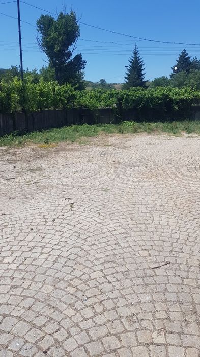 Продава промишлен имот в гр.Дупница