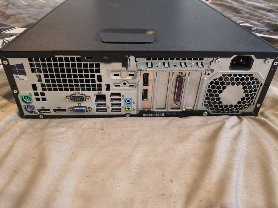 Продавам HP EliteDesk SFF – Intel Core i5 6600 3.31 GHz/ 8GB RAM DDR4 / NVIDIA NVS 310