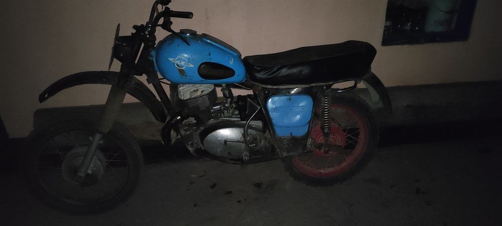 Продам ИЖ планета