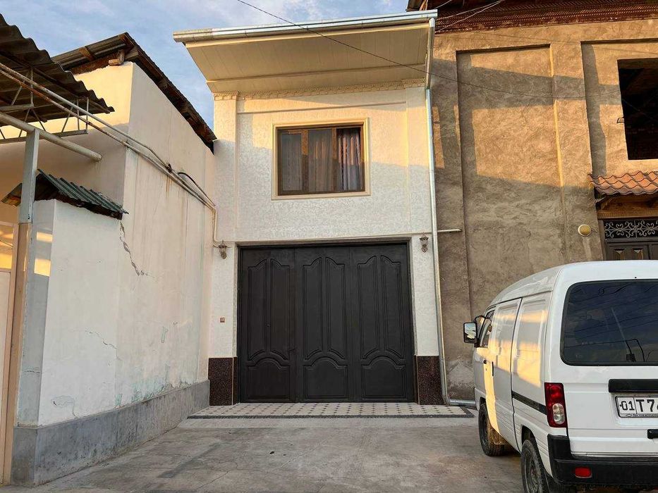 Uchastka sotiladi Sergeli tuman 4.2 sotix 8 ta xona 9chi oshxona