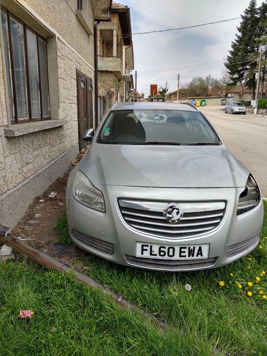 Опел Инсигния комби