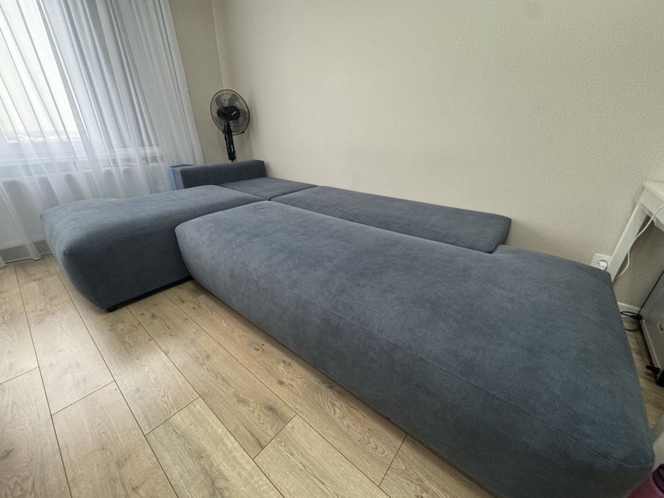 Продается диван в отличном состоянии. Только самовывоз