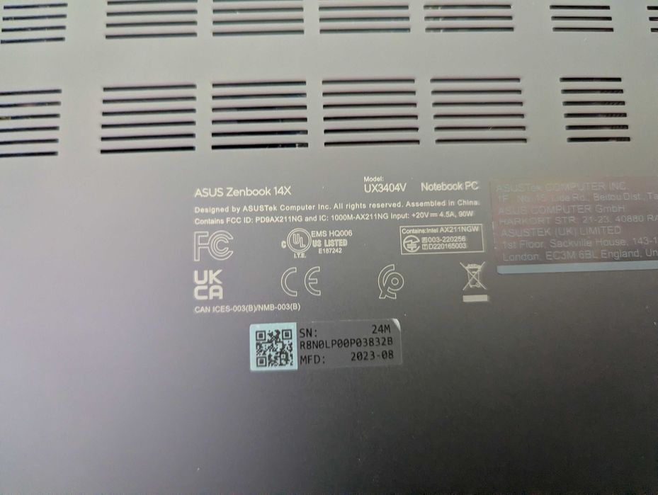 Laptop ASUS Zenbook 14 UX3404V Intel i9-13900H  OLED 14.5", 120Hz