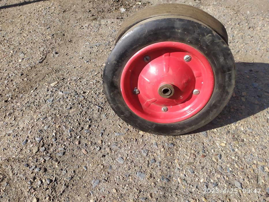 Колеса D-320мм для тележек