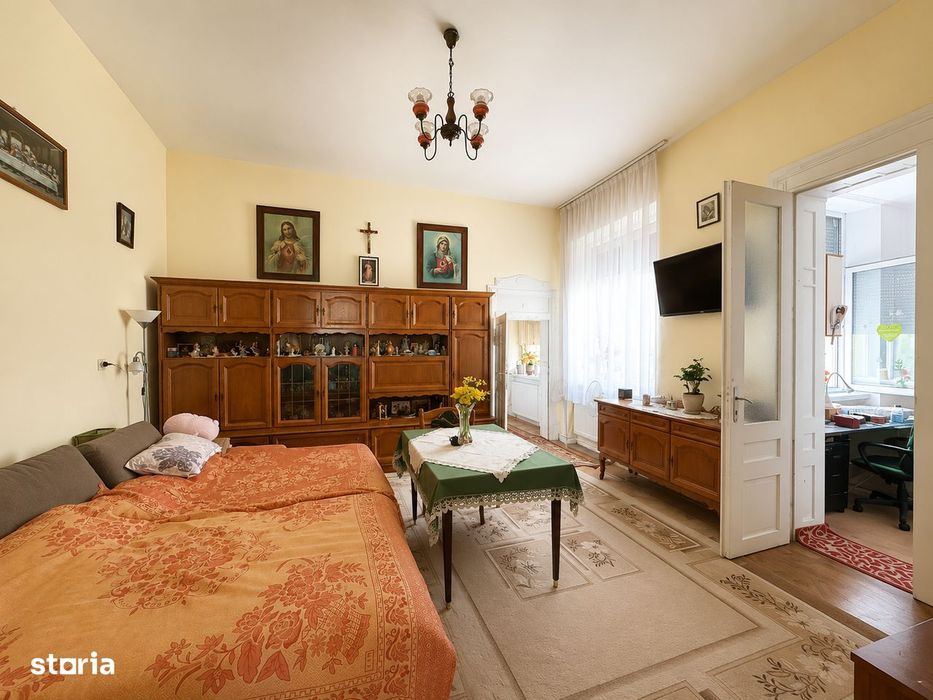 Casa singur in curte pe malul Crisului Repede - IMOBIHOR
