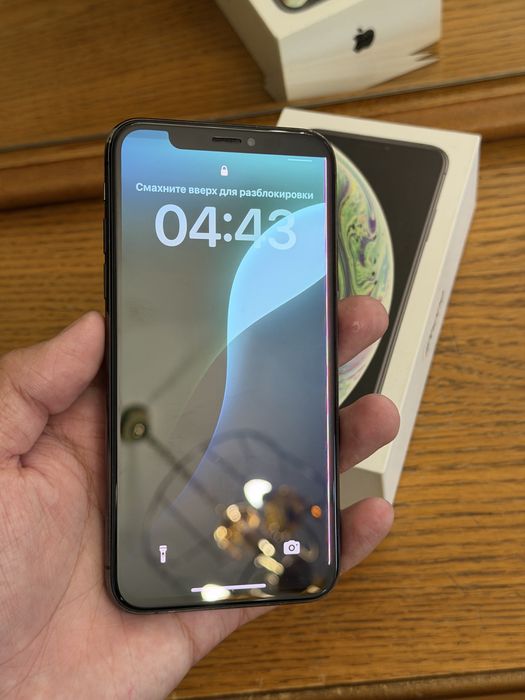 iPhone Xs 64Gb